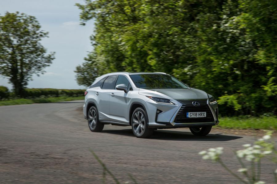  Lexus RX450hL 2018 года  (UK) (фото 19 из 38)